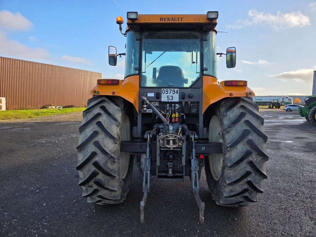 Traktor of the type Renault ARES 610RX, Gebrauchtmaschine in MAYENNE (Picture 8)