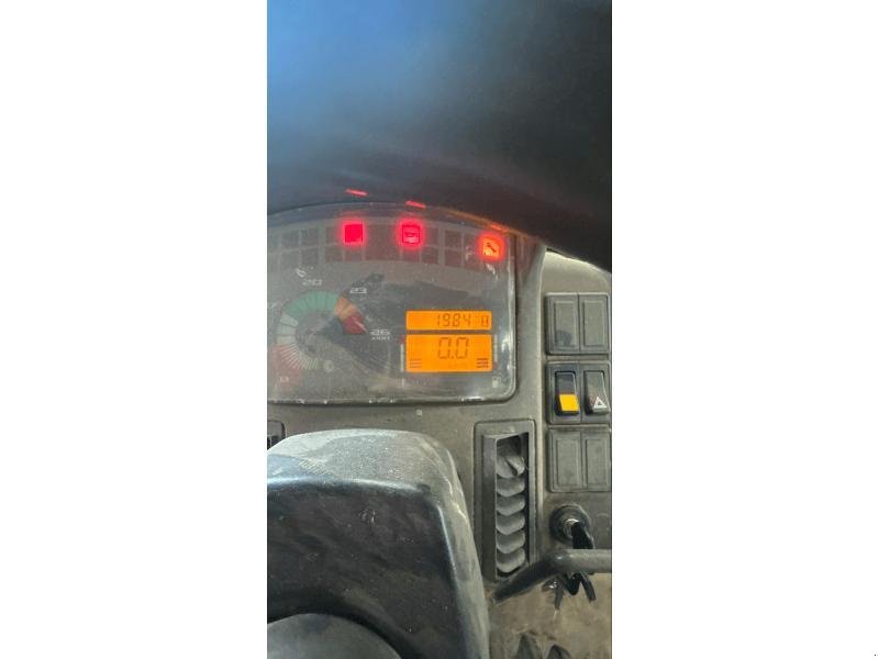 Traktor des Typs Renault ARES 616 RZ, Gebrauchtmaschine in Wargnies Le Grand (Bild 9)