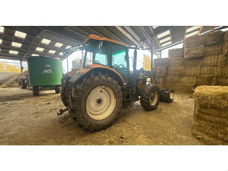 Traktor des Typs Renault ARES 616 RZ, Gebrauchtmaschine in Wargnies Le Grand (Bild 3)