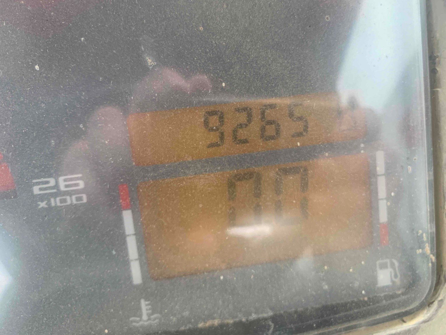 Traktor des Typs Renault ARES 696 RZ, Gebrauchtmaschine in SAINT GAUDENS (Bild 11)