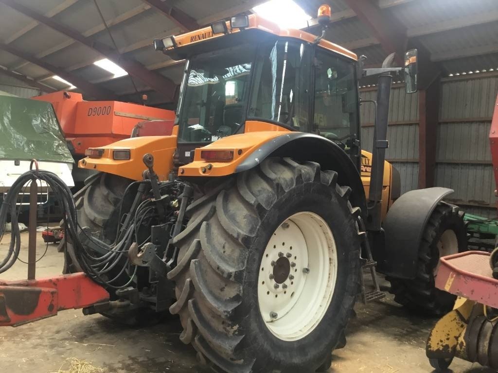 Traktor of the type Renault Ares 816 RZ, Gebrauchtmaschine in Mern (Picture 3)