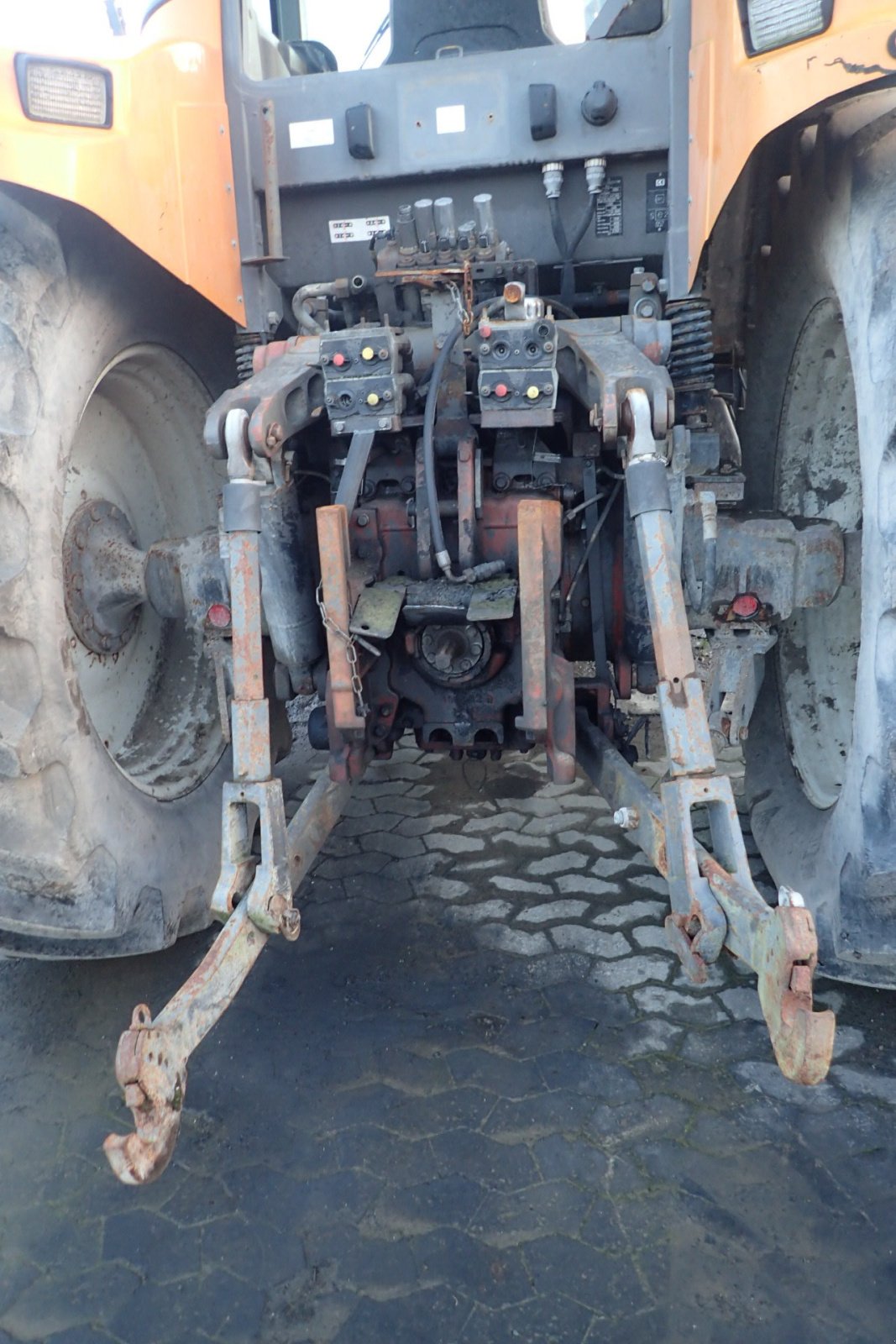 Traktor типа Renault Ares 836, Gebrauchtmaschine в Viborg (Фотография 5)