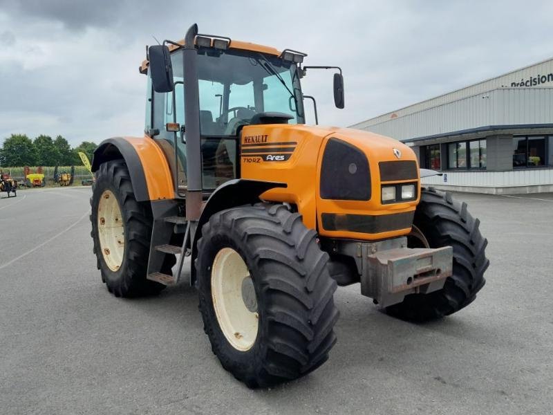 Traktor типа Renault ARES710, Gebrauchtmaschine в ANTIGNY (Фотография 3)