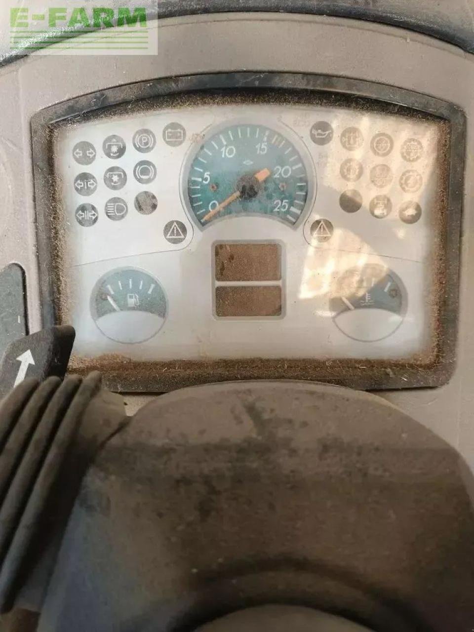 Traktor του τύπου Renault celtis 446 ra, Gebrauchtmaschine σε CHAUVONCOURT (Φωτογραφία 9)