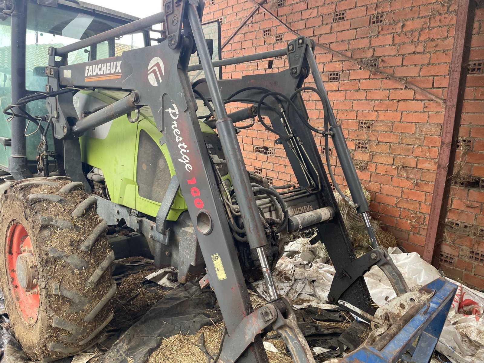 Traktor za tip Renault CELTIS456RX, Gebrauchtmaschine u ORLEIX (Slika 3)