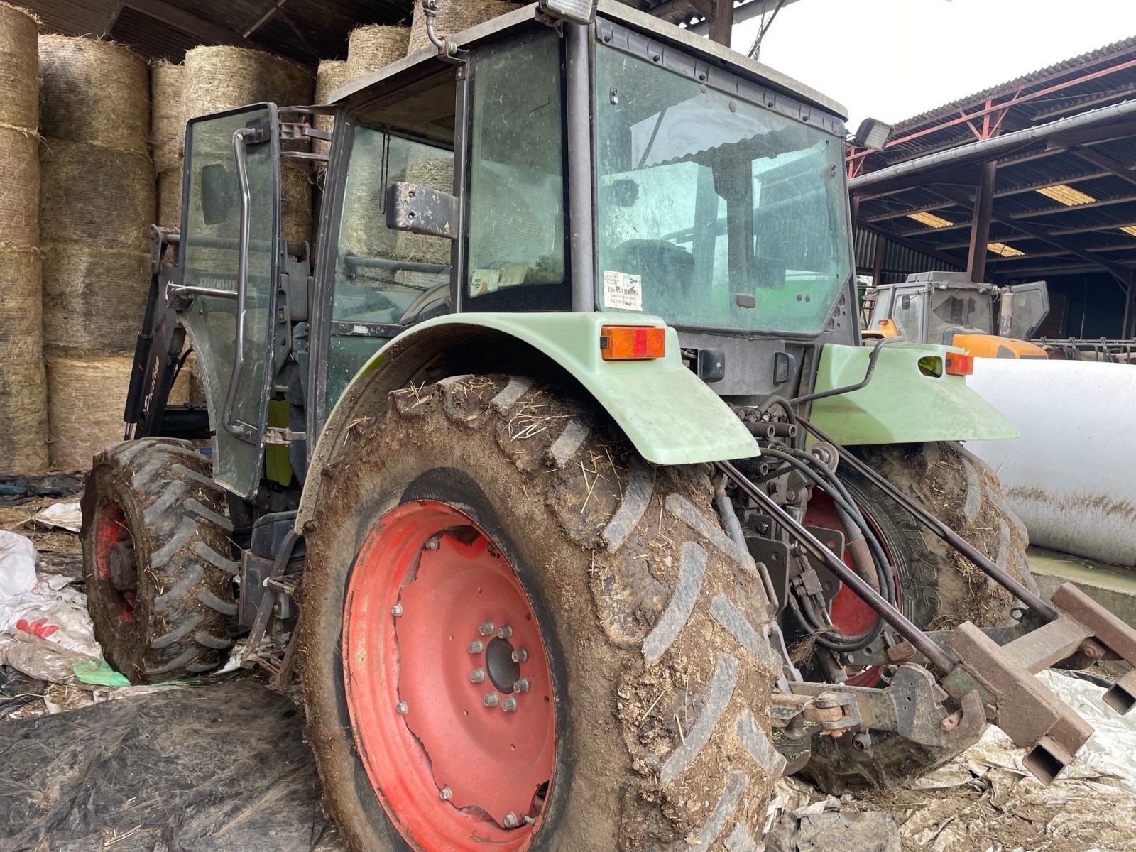 Traktor Türe ait Renault CELTIS456RX, Gebrauchtmaschine içinde ORLEIX (resim 4)