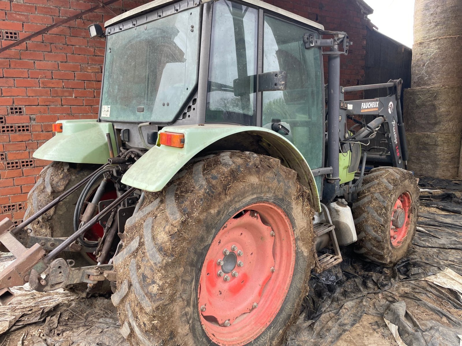 Traktor Türe ait Renault CELTIS456RX, Gebrauchtmaschine içinde ORLEIX (resim 3)