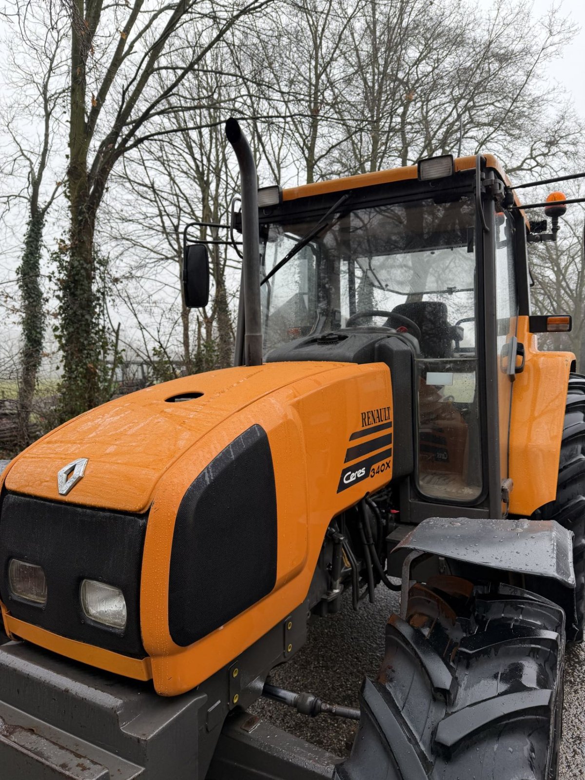 Traktor of the type Renault Ceres 340 X, Gebrauchtmaschine in Rossum (Picture 3)