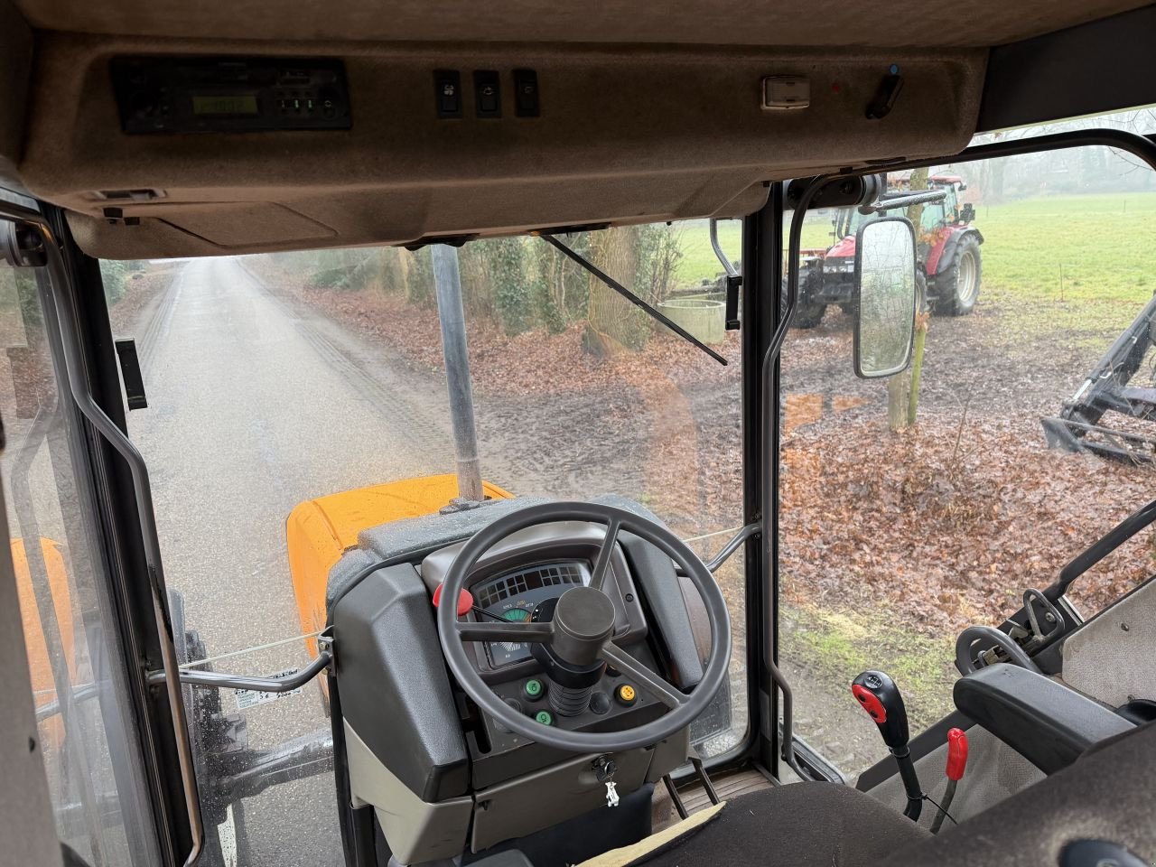 Traktor of the type Renault Ceres 340 X, Gebrauchtmaschine in Rossum (Picture 8)