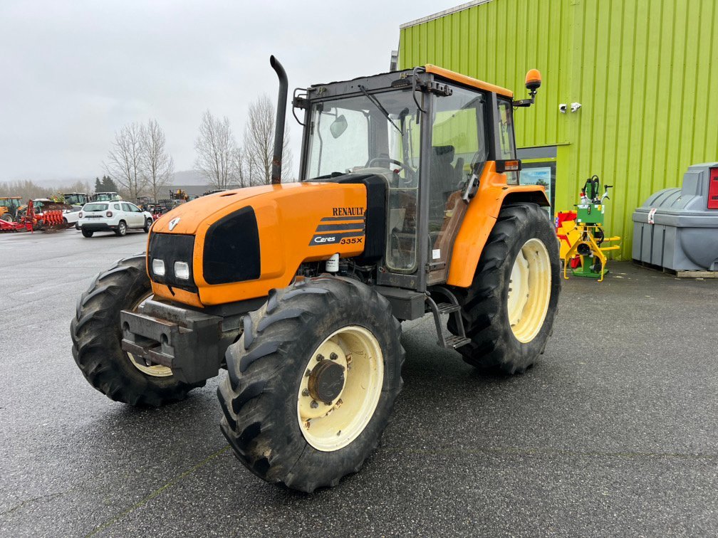 Traktor des Typs Renault CERES335X, Gebrauchtmaschine in SAINT GAUDENS (Bild 3)