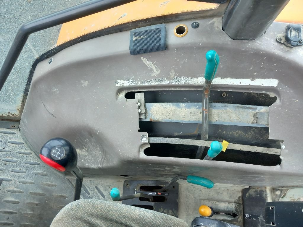 Traktor des Typs Renault Cergos 335, Gebrauchtmaschine in BRECE (Bild 9)