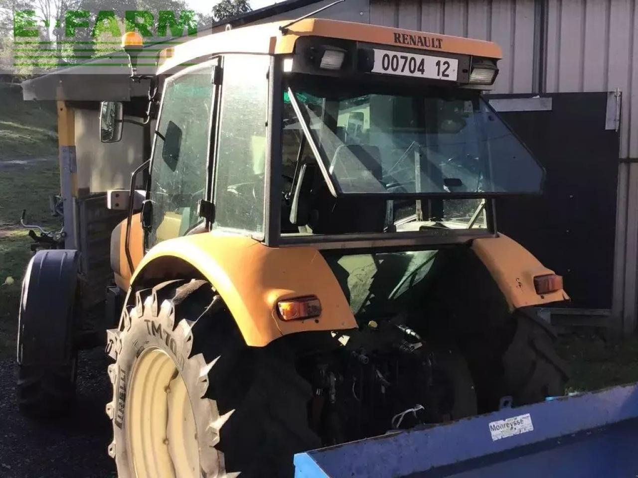 Traktor du type Renault cergos 340, Gebrauchtmaschine en SAINTE-GENEVIÈVE-SUR-ARGENCE (Photo 4)