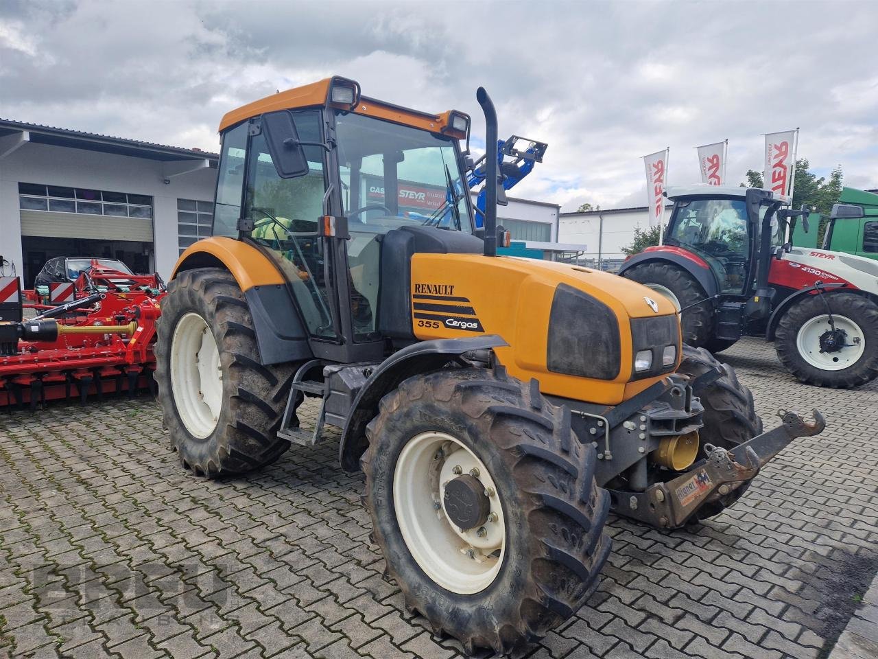 Traktor typu Renault Cergus 355 Allrad, Gebrauchtmaschine v Straubing (Obrázek 5)
