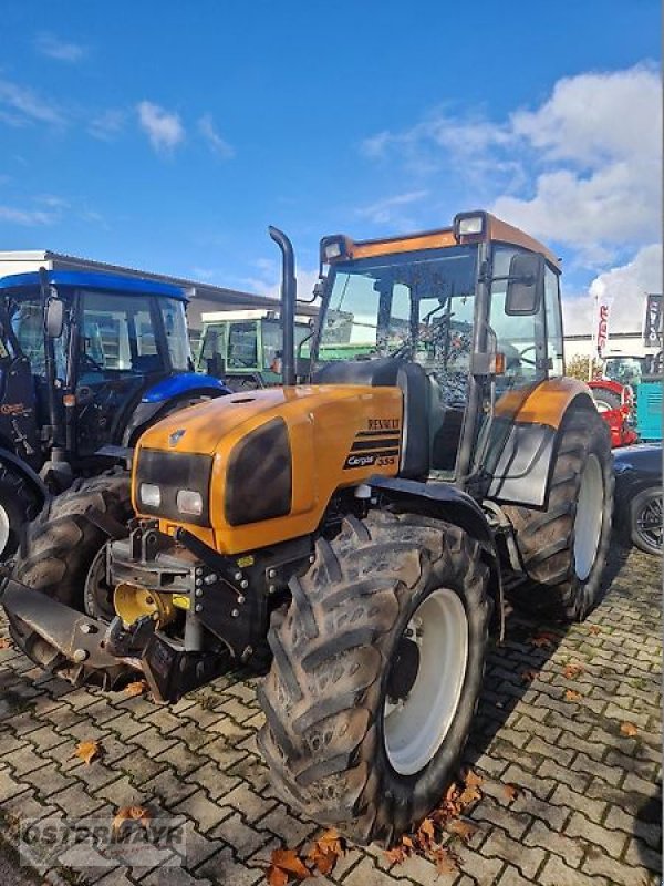 Traktor типа Renault Cergus 355 Allrad, Gebrauchtmaschine в Straubing (Фотография 1)