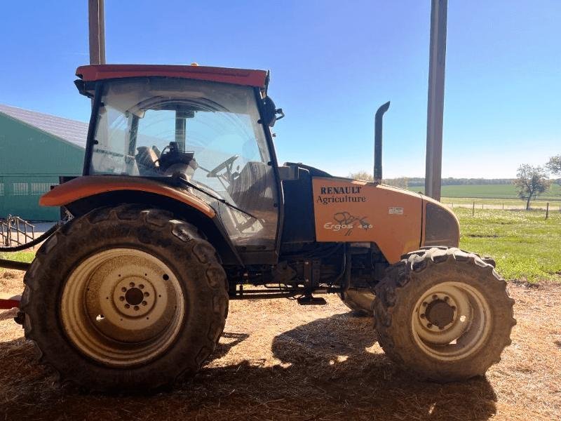 Traktor del tipo Renault ERGOS 446, Gebrauchtmaschine en SAINT-GERMAIN DU PUY (Imagen 4)