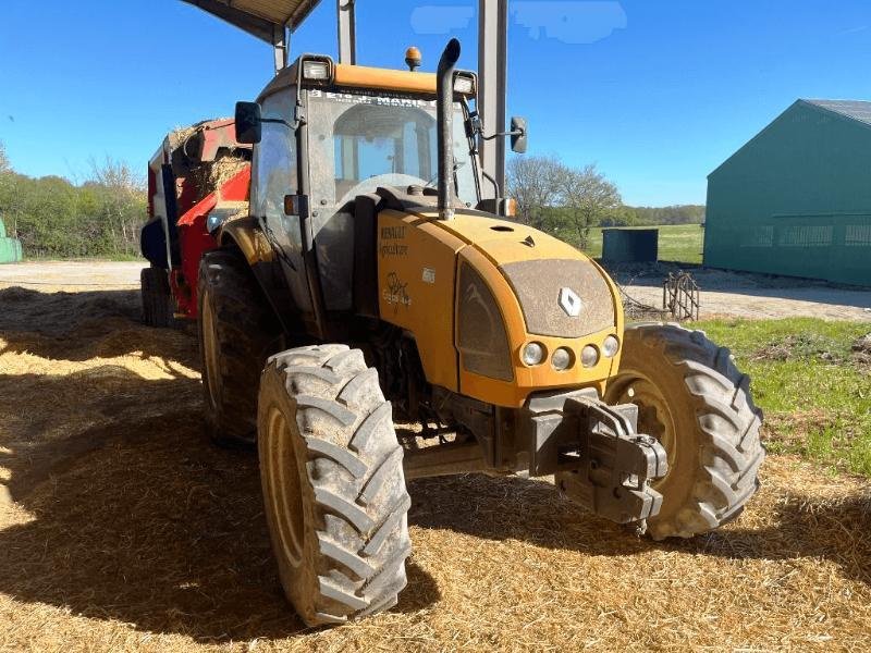 Traktor del tipo Renault ERGOS 446, Gebrauchtmaschine en SAINT-GERMAIN DU PUY (Imagen 2)