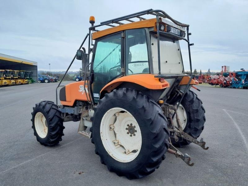 Traktor от тип Renault ERGOS95, Gebrauchtmaschine в ANTIGNY (Снимка 8)