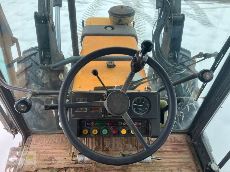Traktor del tipo Renault GEBR. RENAULT 103.14, Gebrauchtmaschine In Mengkofen (Immagine 11)