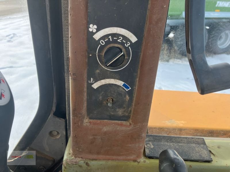 Traktor del tipo Renault GEBR. RENAULT 103.14, Gebrauchtmaschine In Mengkofen (Immagine 12)