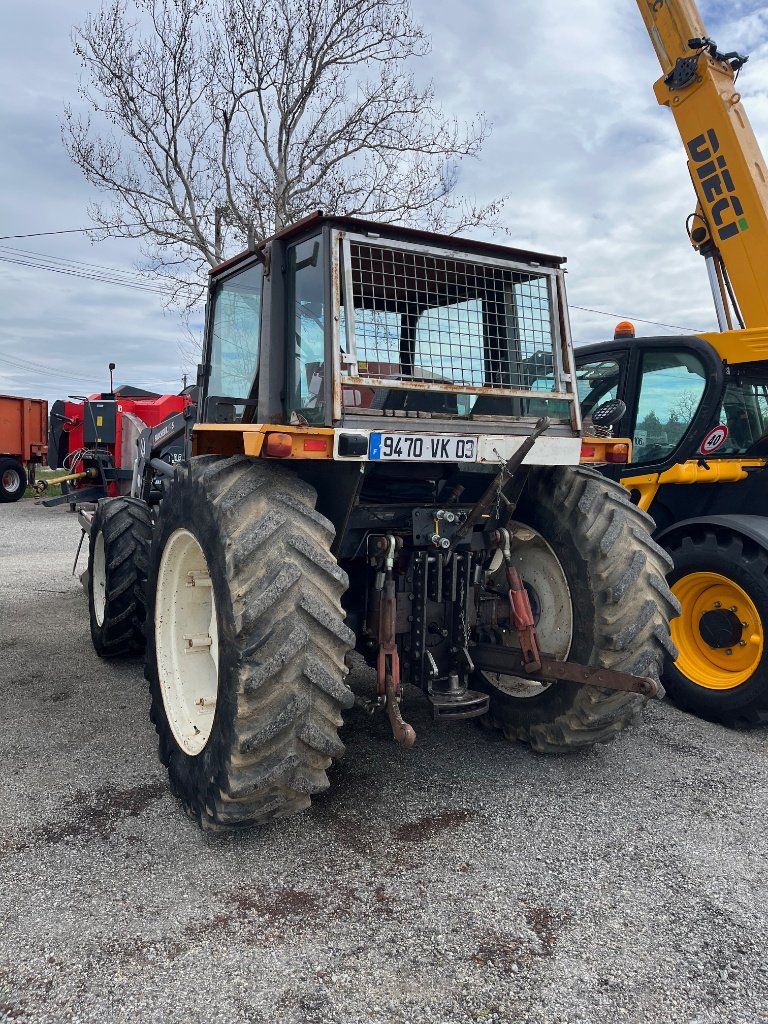 Traktor des Typs Renault LS 75-14, Gebrauchtmaschine in VERNOUX EN VIVARAIS (Bild 2)