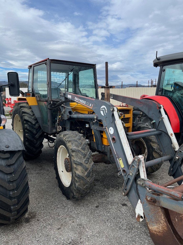 Traktor des Typs Renault LS 75-14, Gebrauchtmaschine in VERNOUX EN VIVARAIS (Bild 1)