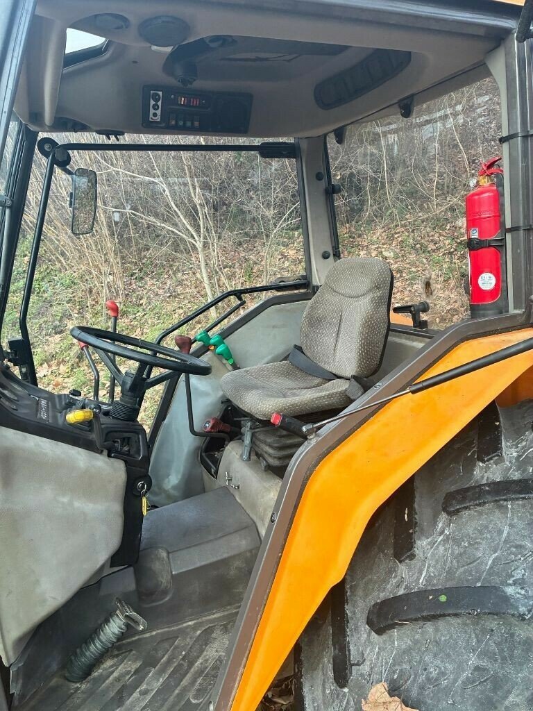 Traktor a típus Renault PALES 240, Gebrauchtmaschine ekkor: SAINT ANDIOL (Kép 9)