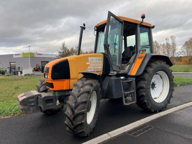 Traktor des Typs Renault PE, Gebrauchtmaschine in Münster (Bild 2)