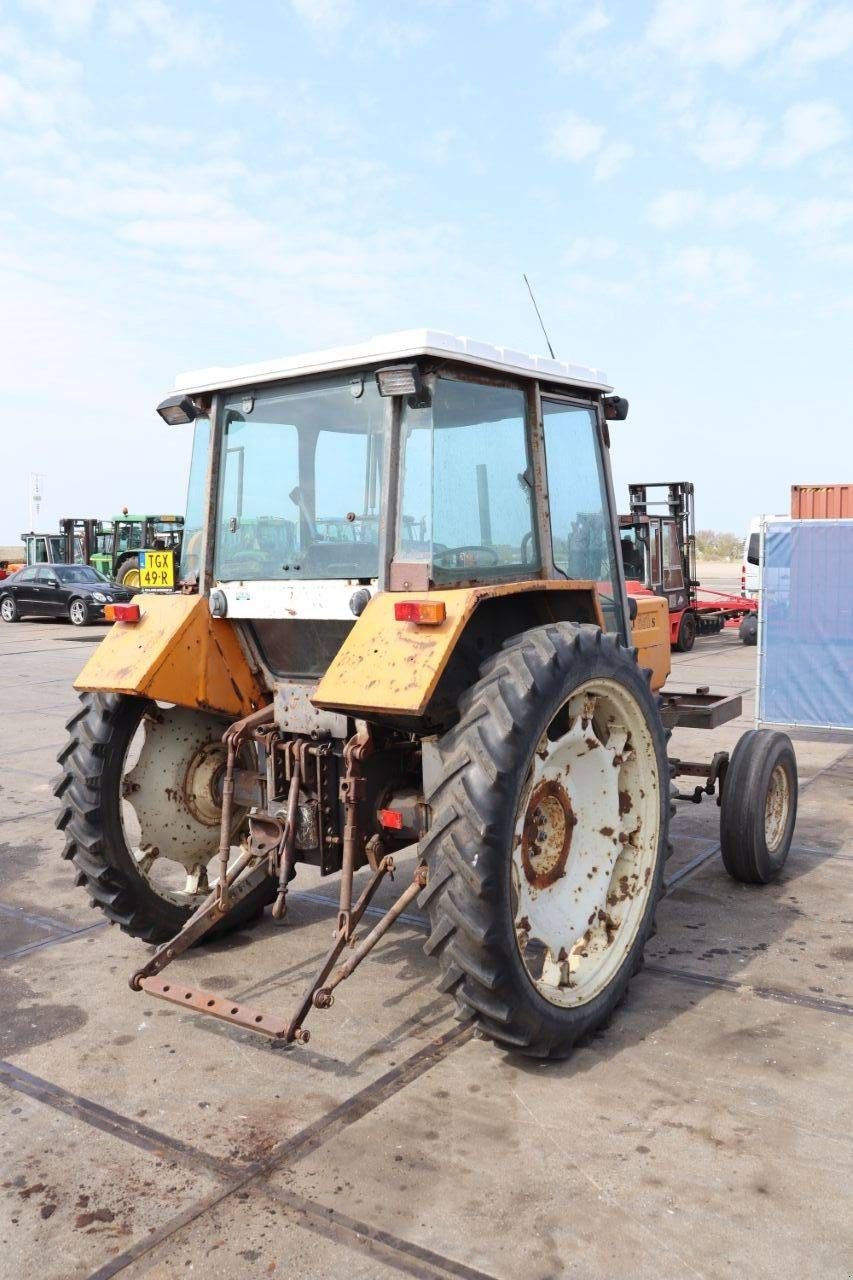 Traktor typu Renault R551S, Gebrauchtmaschine v Antwerpen (Obrázek 7)