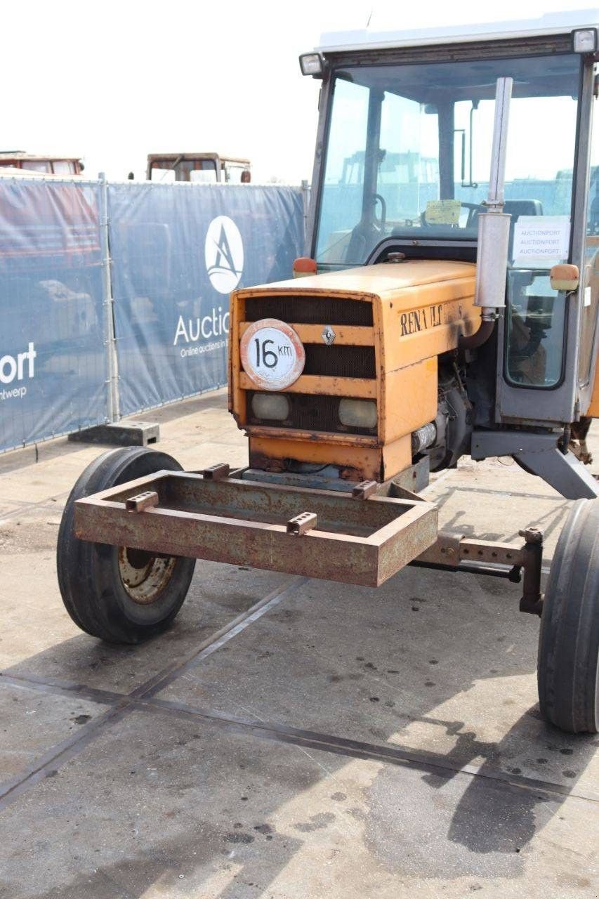 Traktor typu Renault R551S, Gebrauchtmaschine v Antwerpen (Obrázek 11)