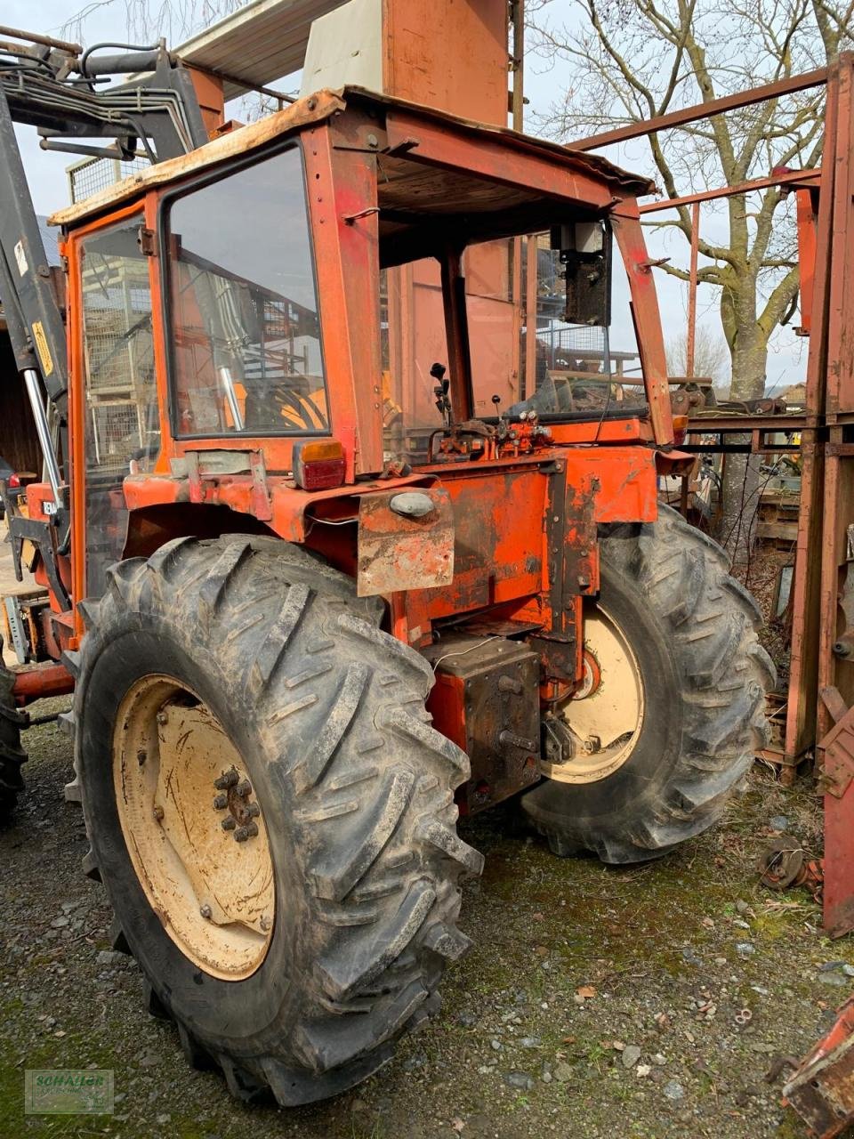 Traktor des Typs Renault Schlacht-Traktoren Renault 651-4, nur Teile, Traktoren sind demontiert, Gebrauchtmaschine in Geiselhöring (Bild 5)