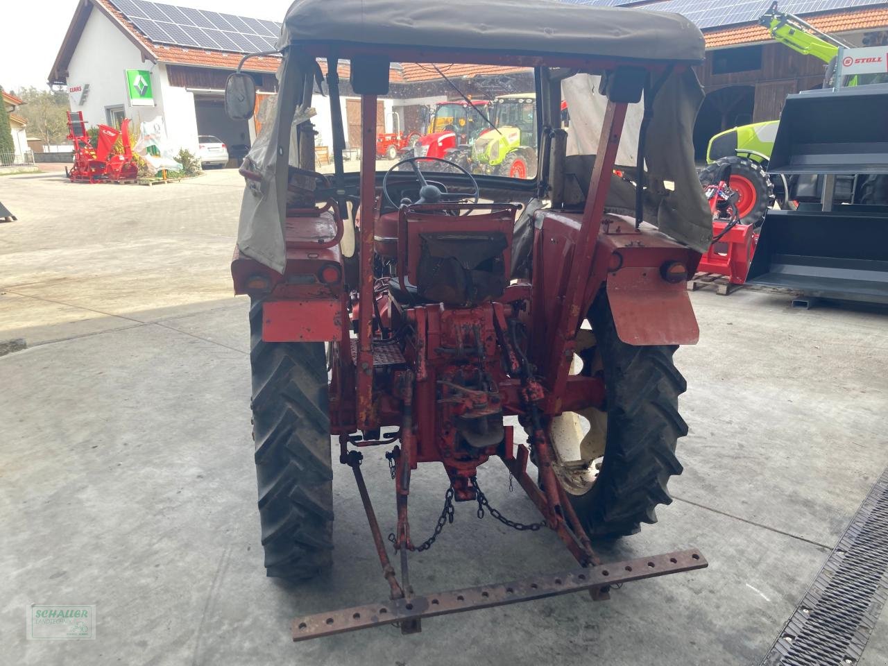 Traktor des Typs Renault Super 4, Gebrauchtmaschine in Geiselhöring (Bild 5)