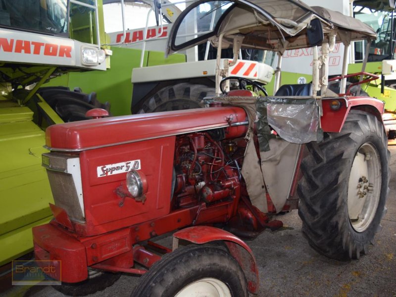 Traktor des Typs Renault Super 5D, Gebrauchtmaschine in Oyten (Bild 1)