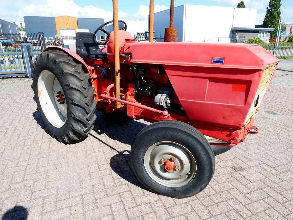 Traktor des Typs Renault Super 7 2wd / 2703 Draaiuren / Smalspoortrekker, Gebrauchtmaschine in Swifterband (Bild 2)