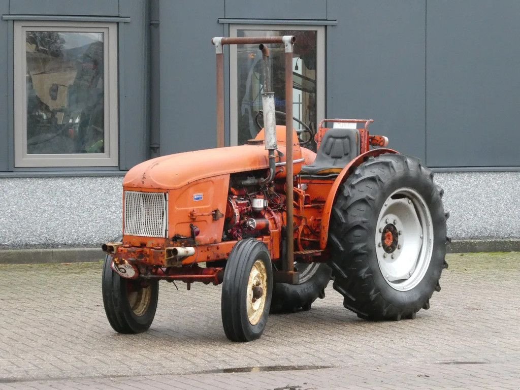 Traktor типа Renault Super 7 2wd / Margetrekker, Gebrauchtmaschine в Swifterband (Фотография 1)