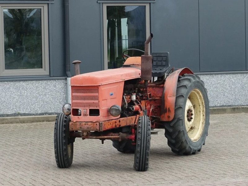 Traktor des Typs Renault Super 7 2wd / Smalspoor / Margetrekker, Gebrauchtmaschine in Swifterband