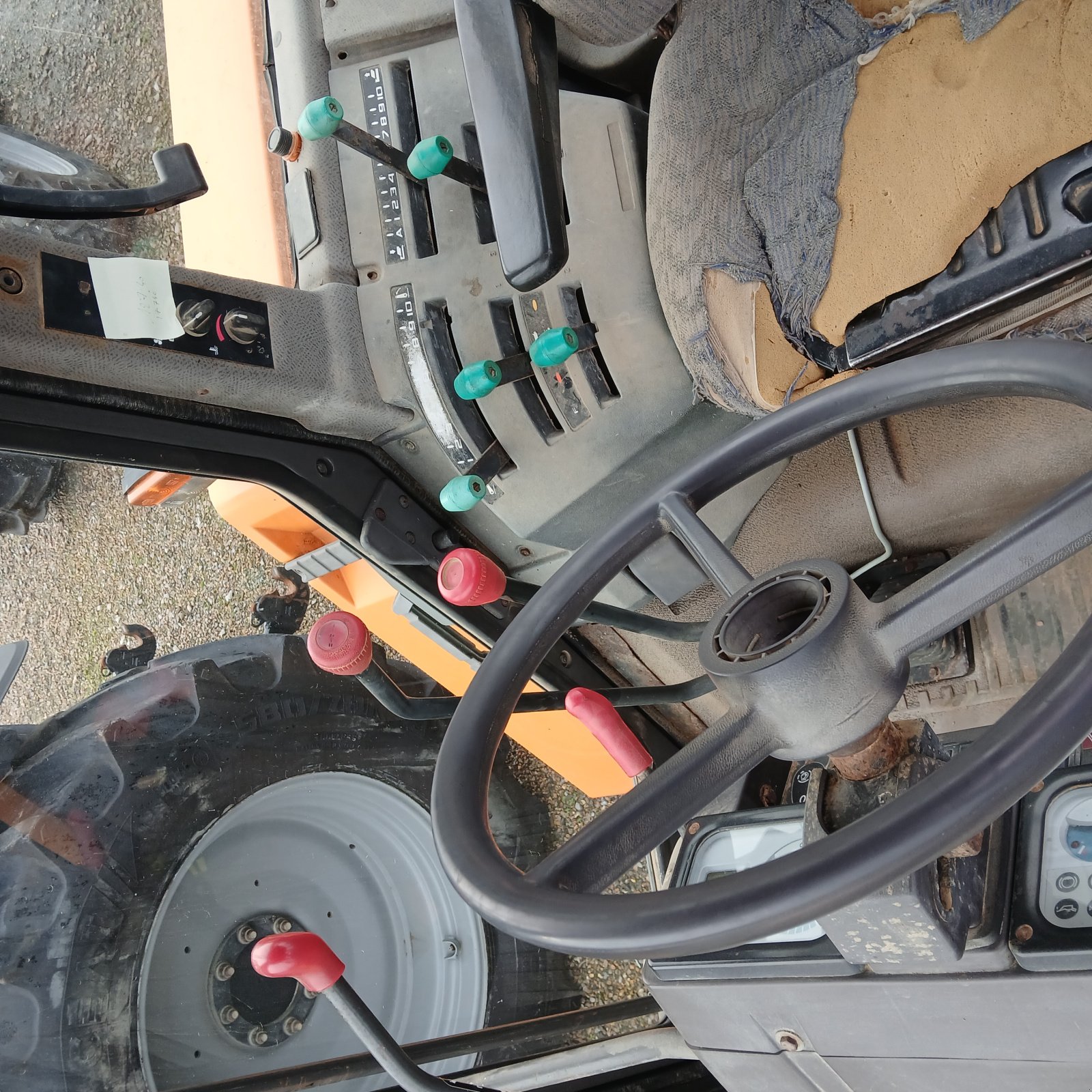 Traktor typu Renault THEMIS610X, Gebrauchtmaschine v HERLIN LE SEC (Obrázok 6)