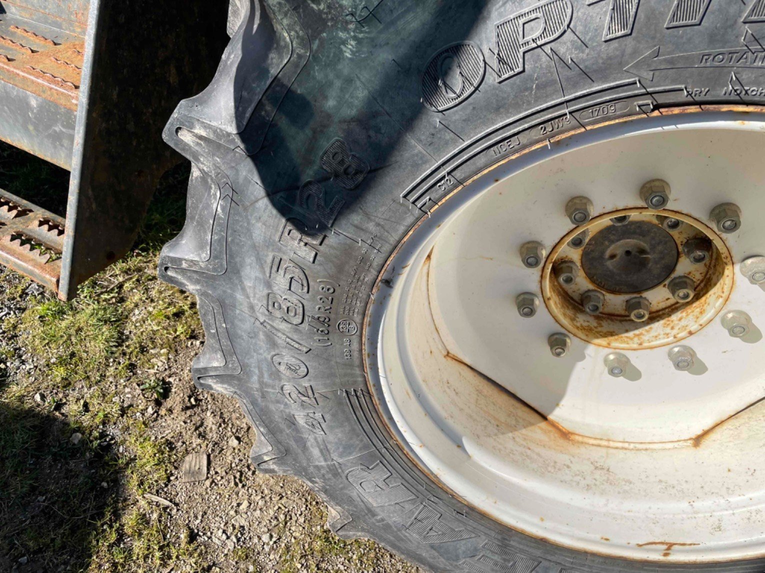 Traktor typu Renault Tracteur agricole ERGOS90 Renault, Gebrauchtmaschine v LA SOUTERRAINE (Obrázok 6)