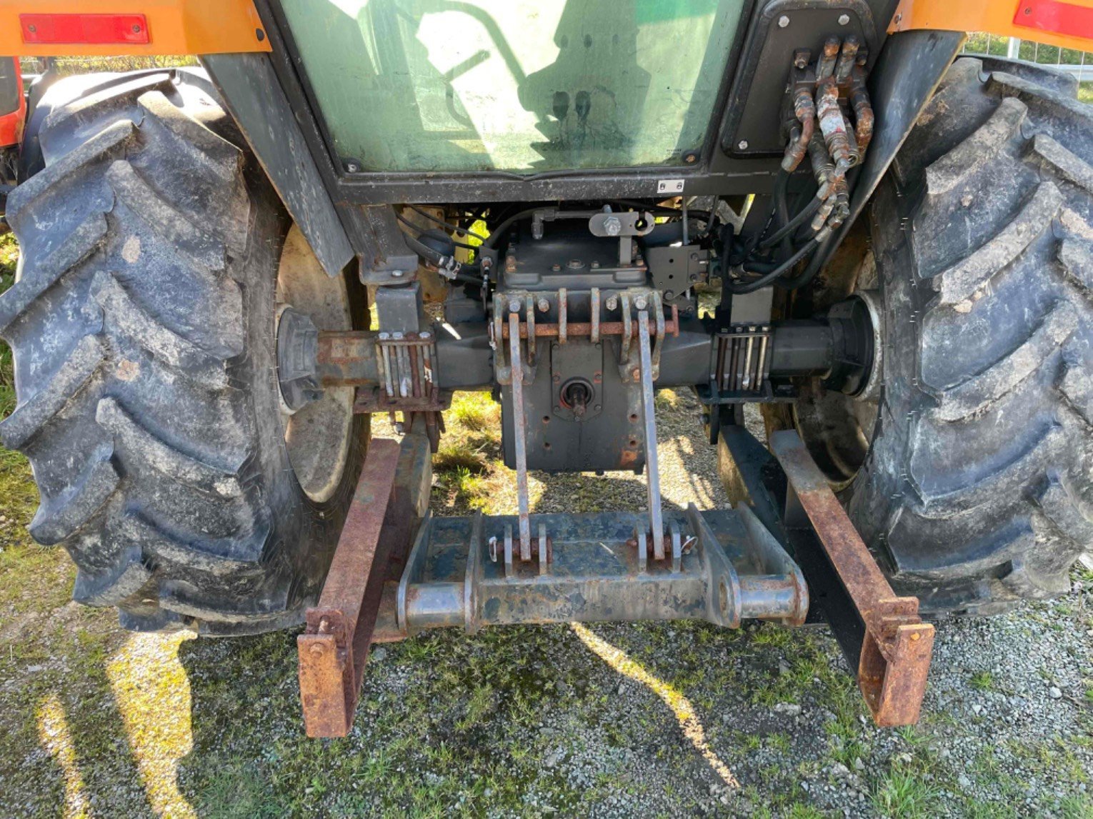 Traktor des Typs Renault Tracteur agricole ERGOS90 Renault, Gebrauchtmaschine in LA SOUTERRAINE (Bild 4)