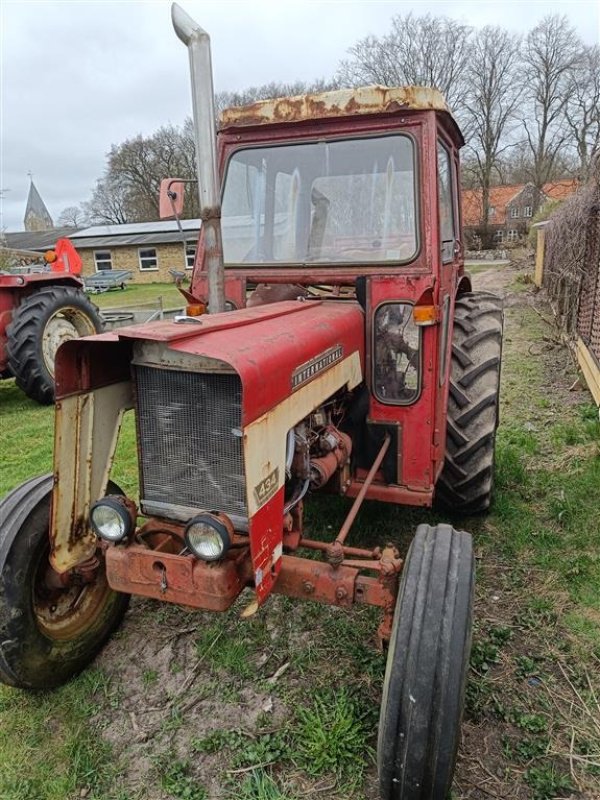 Traktor типа R.M. International 434 til reservedele - sælges momsfri, Gebrauchtmaschine в Egtved (Фотография 3)