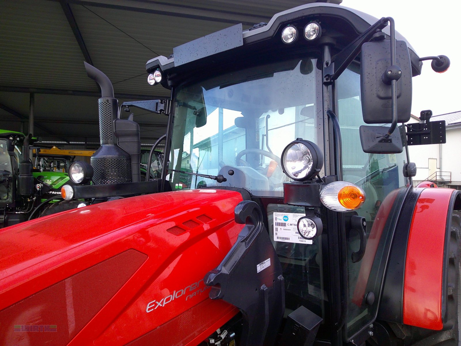 Traktor del tipo Same Deutz-Fahr Explorer 75 Natural GS, Komfortkabine mit Beifahrersitz, 40 km/h, mit Stoll.Industrielader 38-20 P, Einhebelsteuergerät, Anbauteile montiert, Neumaschine In Buchdorf (Immagine 23)