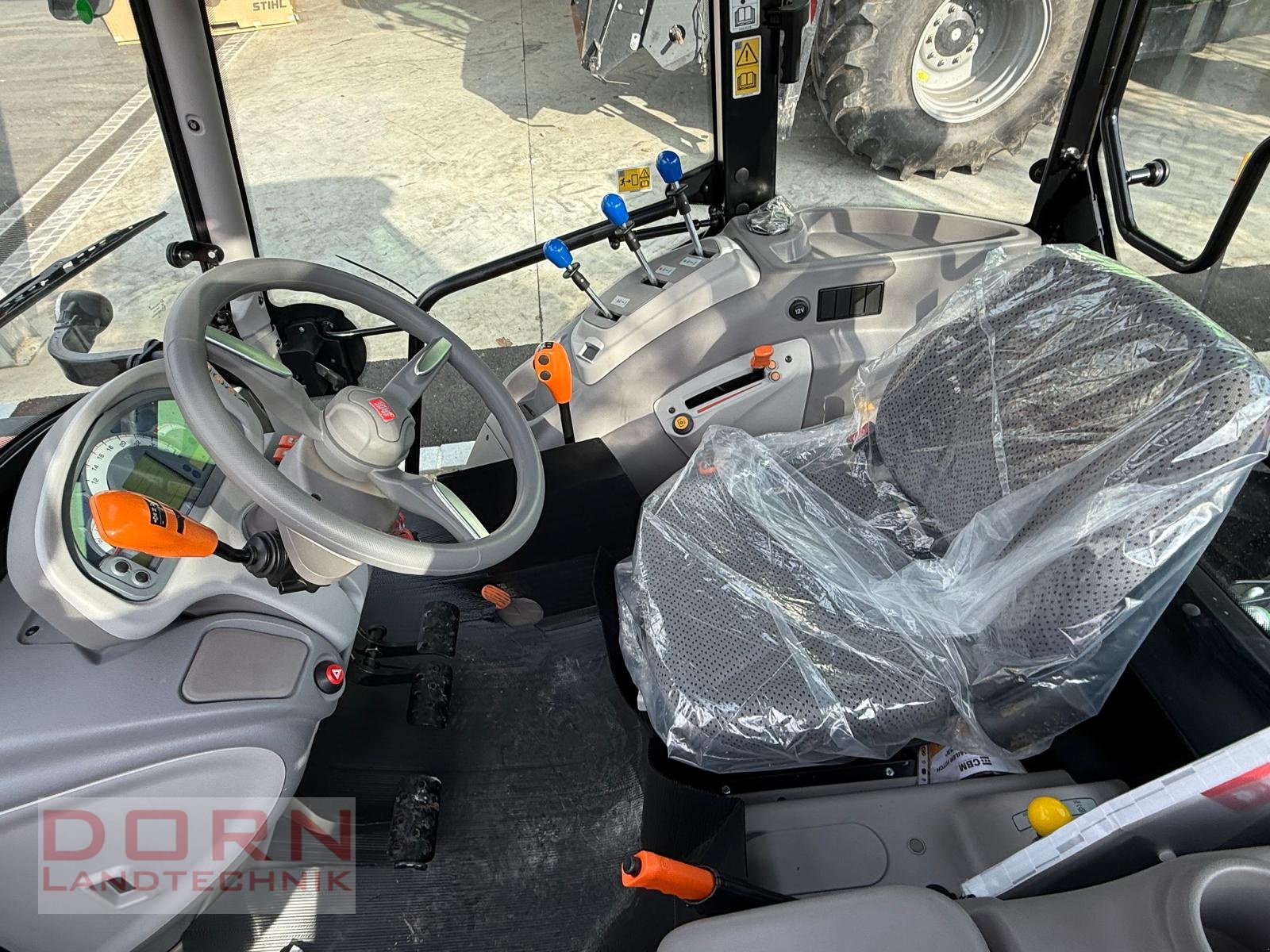 Traktor des Typs Same Dorado 80 Natural GS pro Monat 434,- €, Neumaschine in Bruckberg (Bild 5)