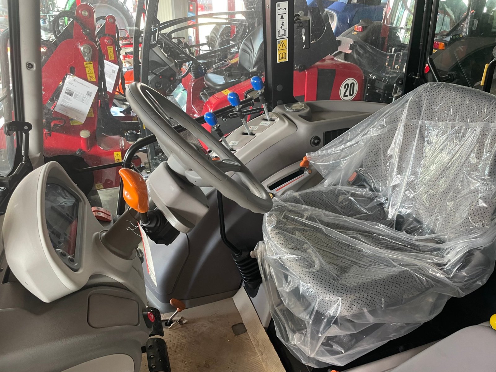 Traktor des Typs Same Dorado 80 Natural GS, Neumaschine in Dannstadt-Schauernheim (Bild 4)