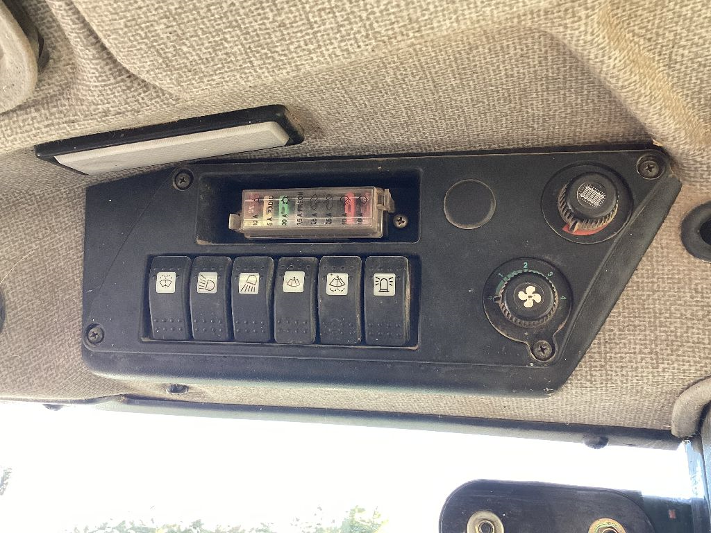 Traktor del tipo Same Dorado 86, Gebrauchtmaschine en AUMONT AUBRAC (Imagen 5)