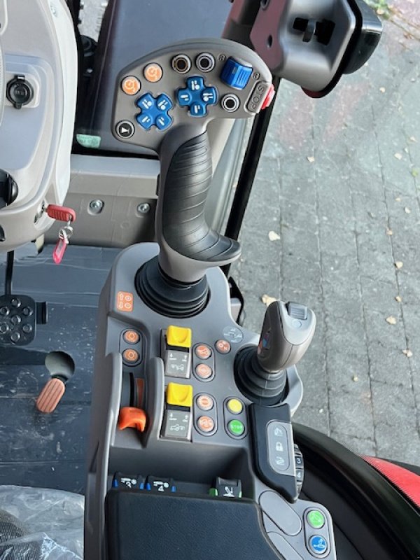 Traktor des Typs Same Dorado CVD, Neumaschine in Rohr im Kremstal (Bild 4)