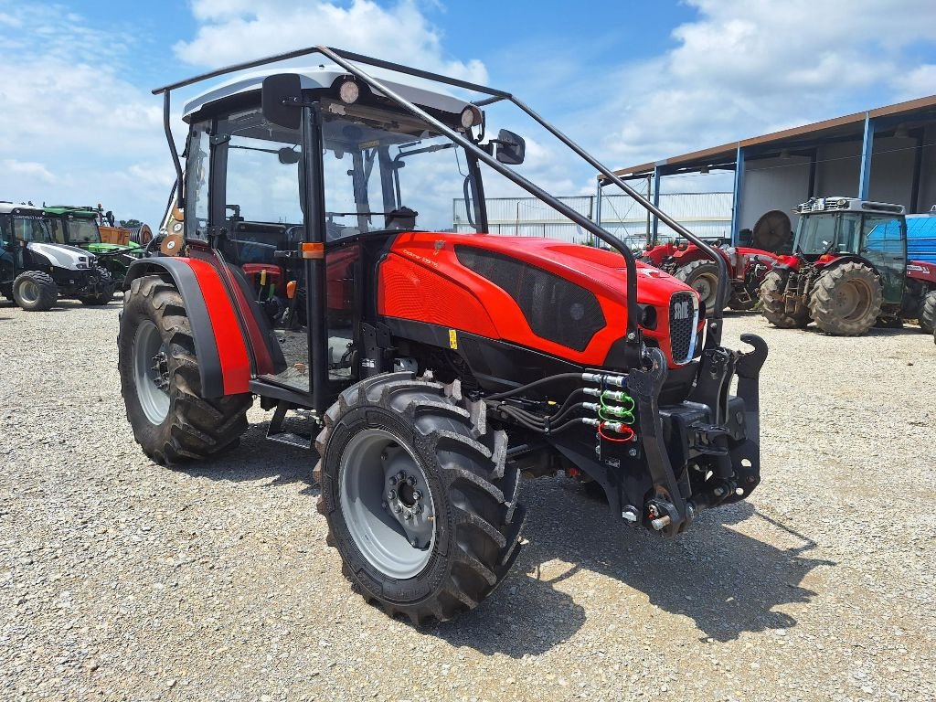 Traktor типа Same EXPLORER 105 TB, Gebrauchtmaschine в GRANGES SUR LOT (Фотография 1)