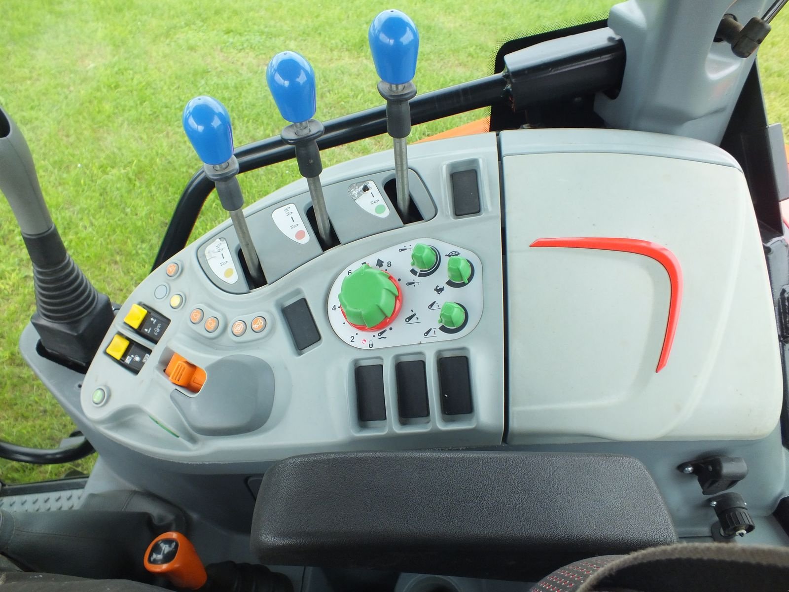 Traktor типа Same Explorer 110 HD, Gebrauchtmaschine в Putzleinsdorf (Фотография 7)