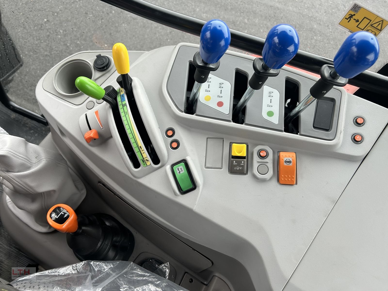 Traktor des Typs Same Explorer Natural 95, Neumaschine in Gnas (Bild 22)