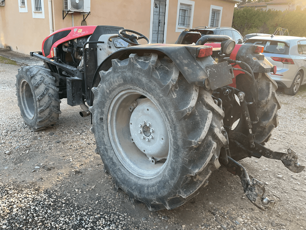 Traktor типа Same TRACTEUR FRUTTETO 105, Gebrauchtmaschine в SAINT ANDIOL (Фотография 3)