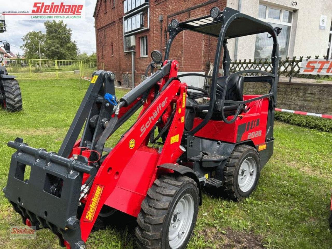 Traktor del tipo Schäffer 2028-2, Neumaschine en Rollwitz (Imagen 2)