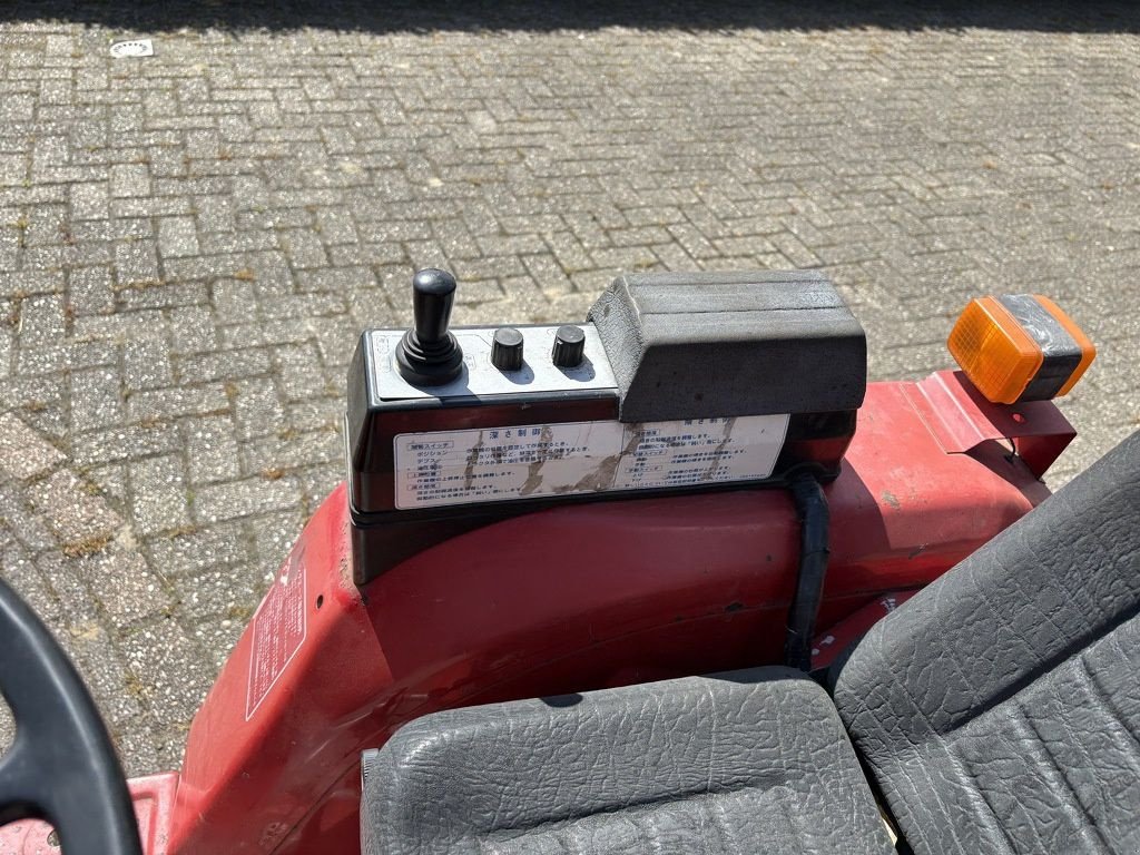 Traktor typu Shibaura SP1540, Gebrauchtmaschine v Kronenberg (Obrázek 3)